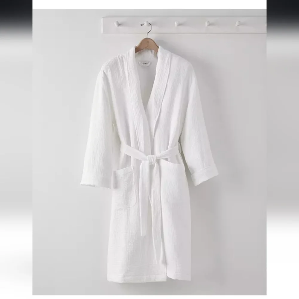 White Textured Robe - Picture 1 of 6